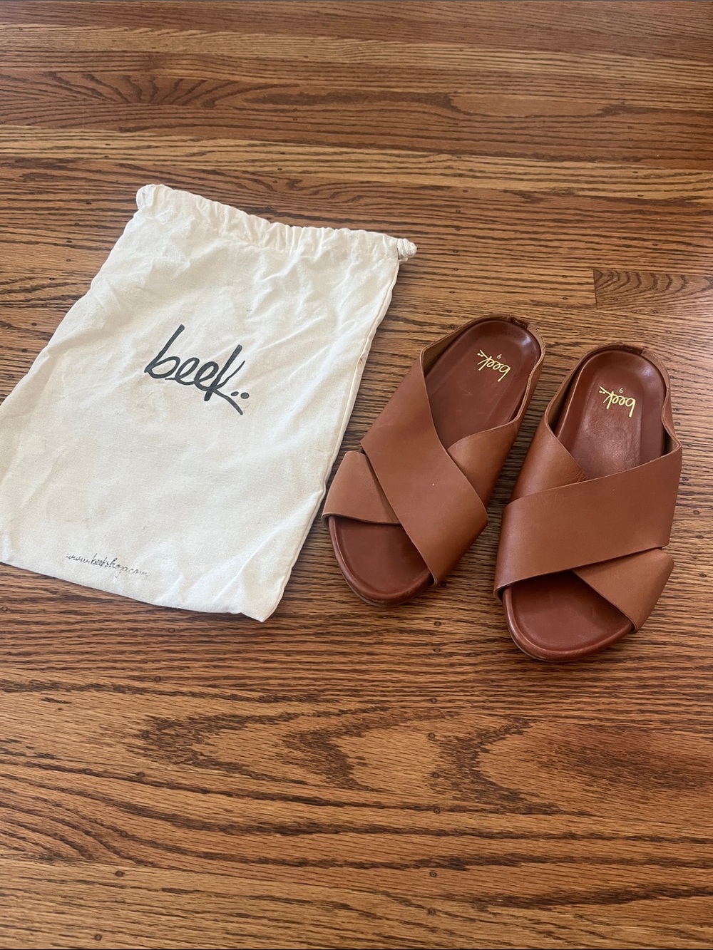 Beek Slip On Sandals Size 9